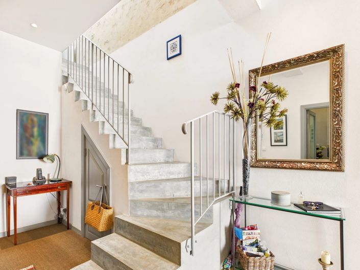 Image No.6-2 Bed Property for sale