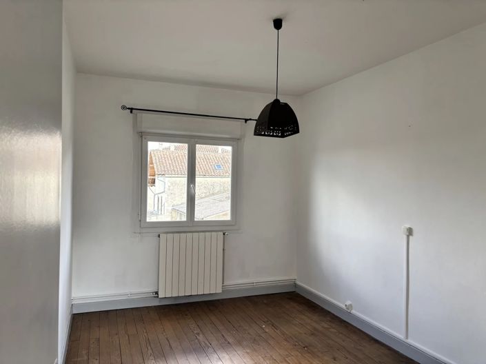 Image No.9-3 Bed Village House for sale