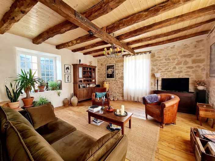 Image No.4-2 Bed House for sale