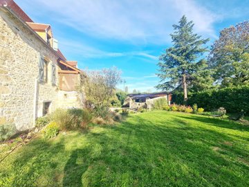 560c0ecda1094a352ffa05874adeb9784237084e07403