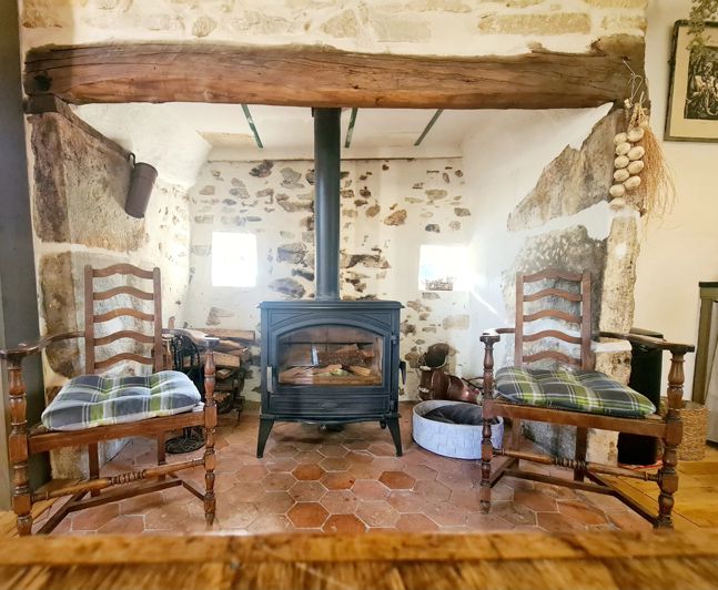 Image No.6-2 Bed House for sale