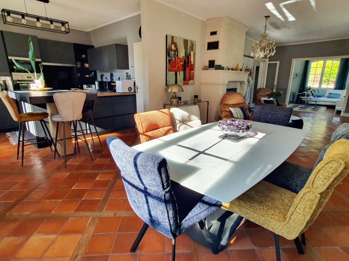 Image No.6-3 Bed House for sale