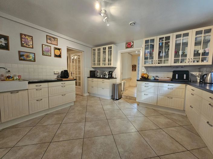 Image No.12-4 Bed Village House for sale