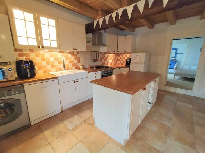 Image No.7-3 Bed House for sale