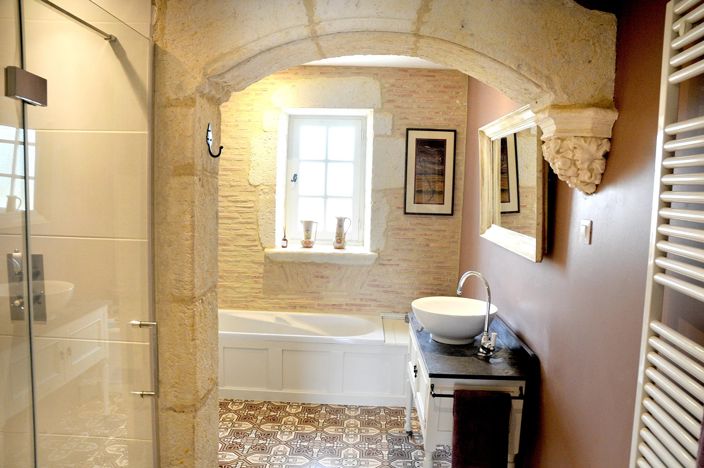 Image No.7-6 Bed House for sale