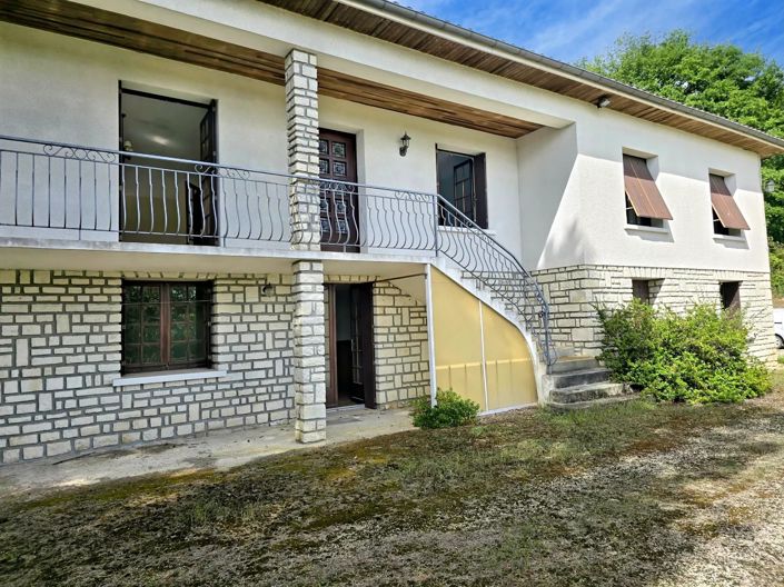 Image No.2-5 Bed House for sale