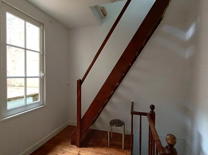 Image No.11-5 Bed Village House for sale