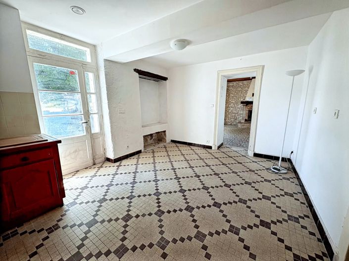 Image No.10-3 Bed House for sale