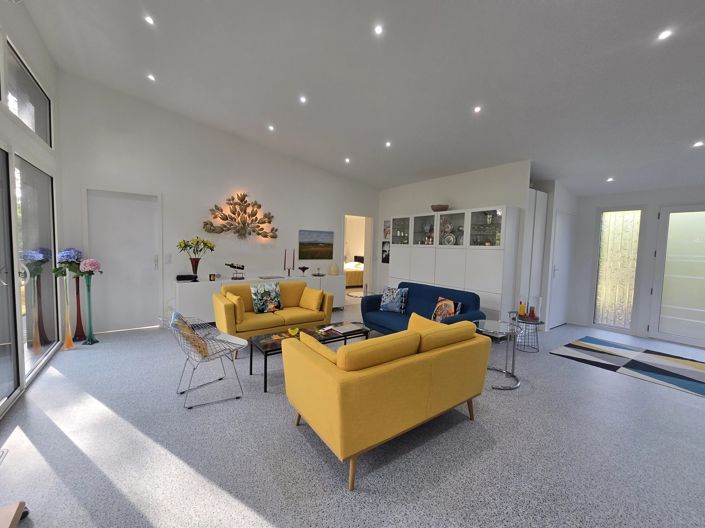 Image No.11-3 Bed House for sale