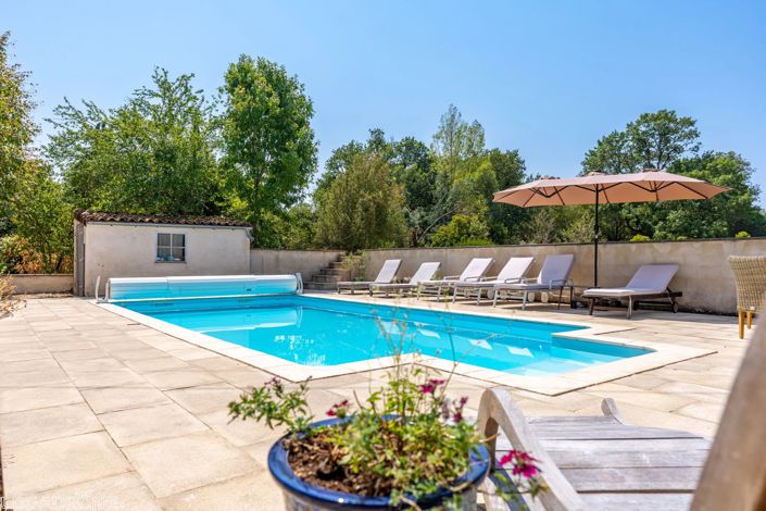 Image No.2-6 Bed House for sale