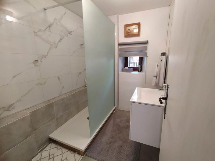 Image No.11-Maison de village de 3 chambres à vendre à Saint-Paul-Lizonne