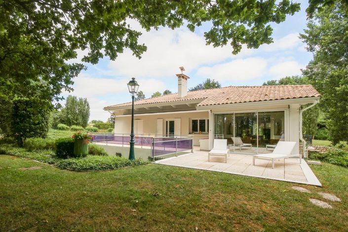 Image No.5-5 Bed House for sale