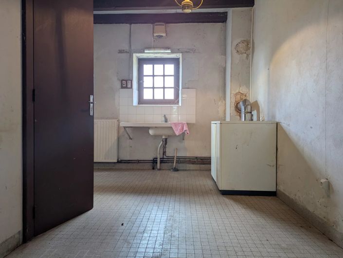 Image No.7-2 Bed Village House for sale