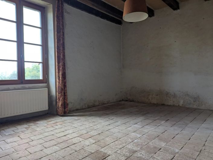 Image No.9-2 Bed Village House for sale