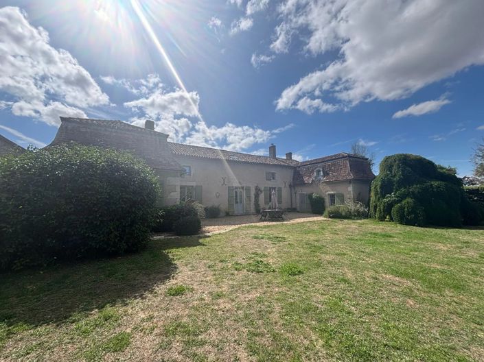 Image No.13-5 Bed House for sale