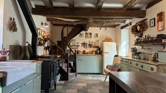 Image No.3-5 Bed House for sale