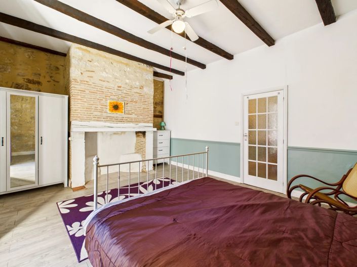 Image No.7-3 Bed Village House for sale