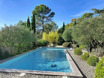 ab4e5c6ce0ef58147dc17bcc7f307e7b81d5f78a5d192