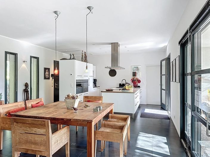 Image No.5-3 Bed House for sale