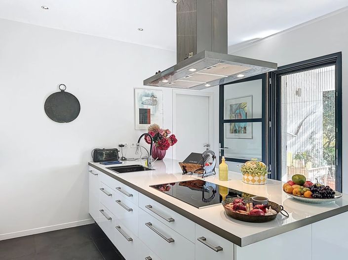 Image No.6-3 Bed House for sale