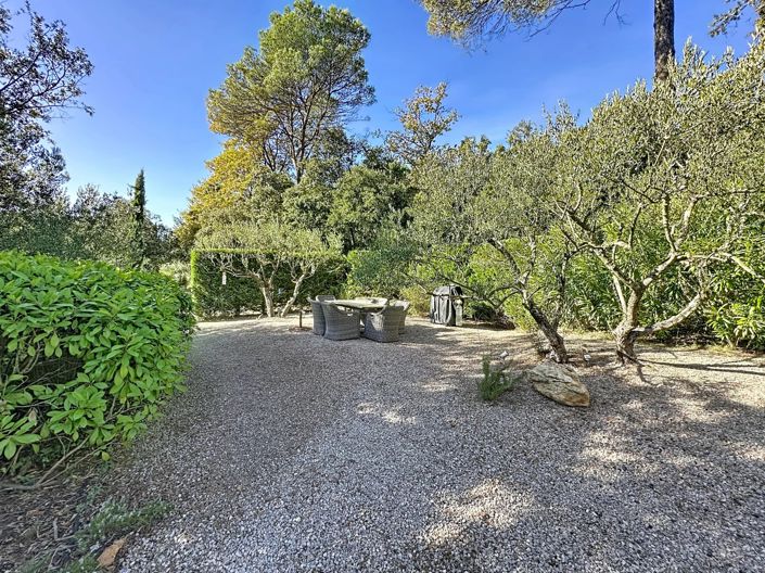 Image No.9-3 Bed House for sale