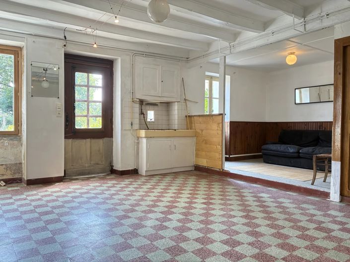 Image No.6-2 Bed House for sale