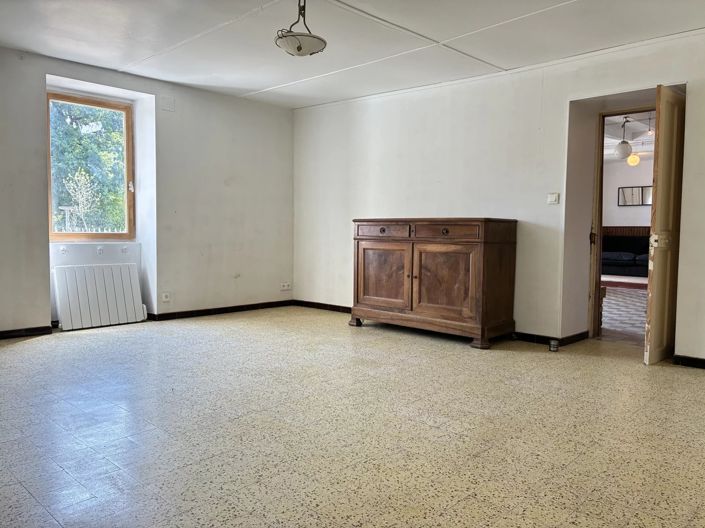 Image No.8-2 Bed House for sale