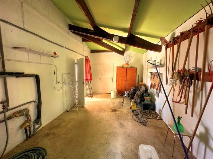 Image No.11-3 Bed House for sale