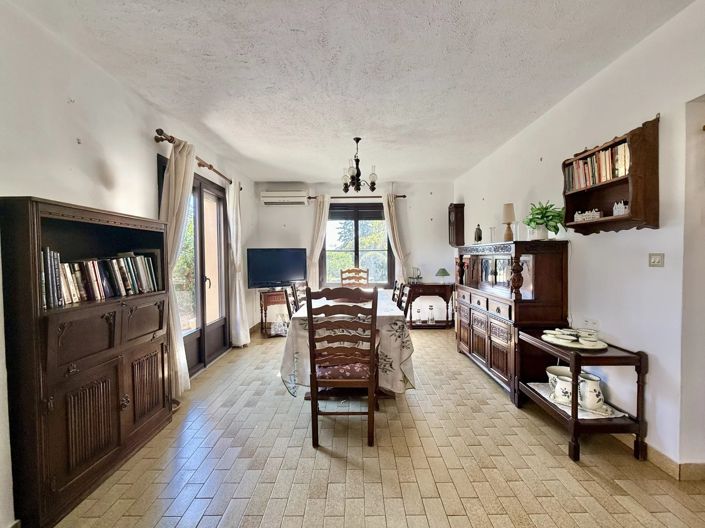 Image No.7-4 Bed House for sale