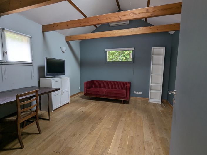 Image No.12-3 Bed House for sale