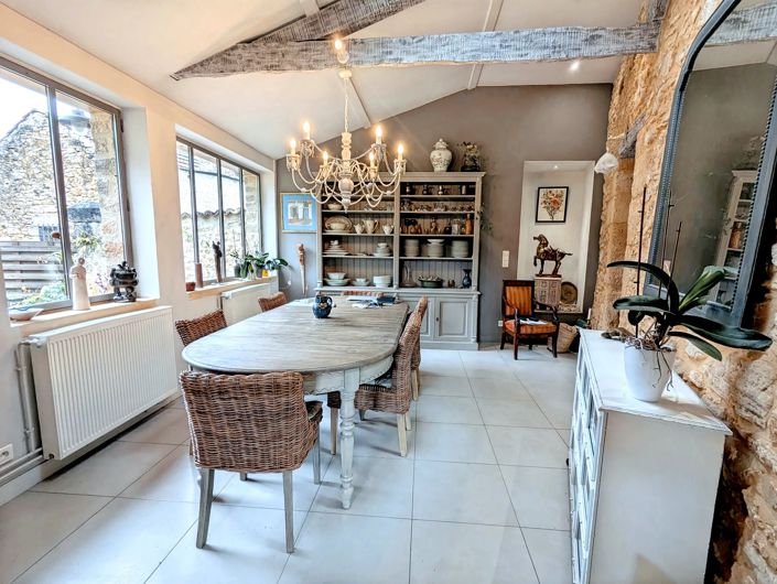 Image No.2-3 Bed House for sale