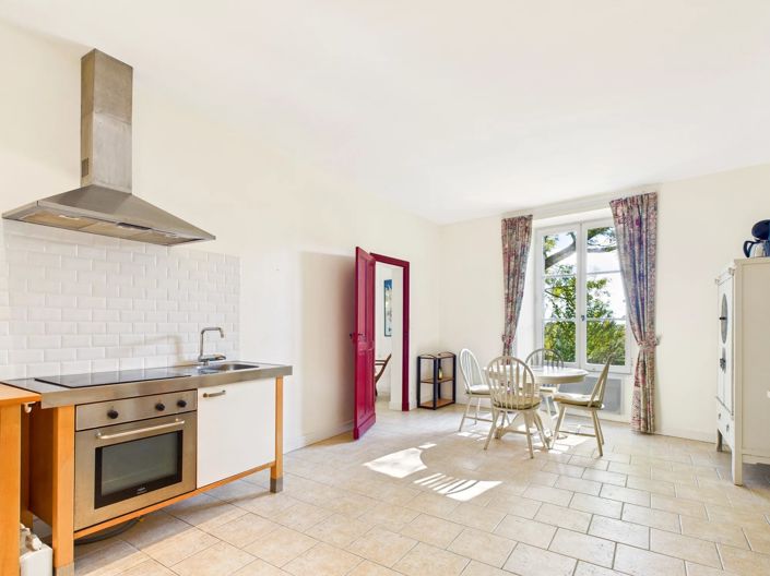 Image No.13-8 Bed House for sale