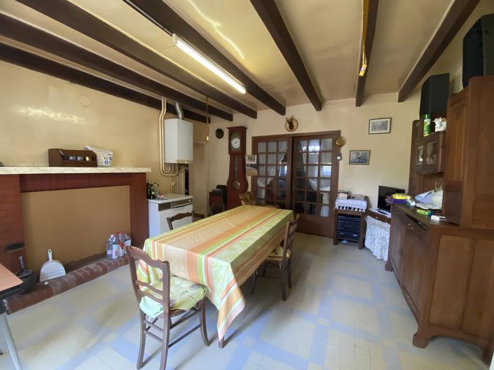 Image No.3-Maison de 2 chambres à vendre à Champagne-Mouton