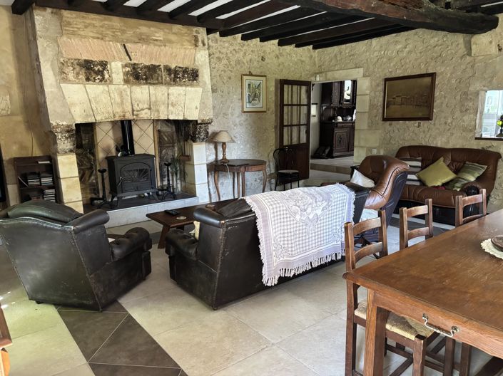 Image No.12-7 Bed House for sale
