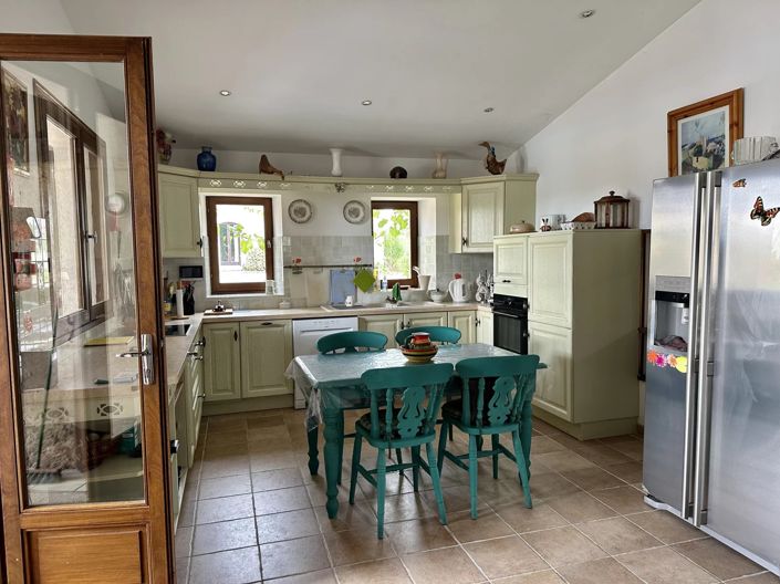 Image No.3-7 Bed House for sale