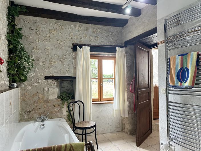 Image No.6-7 Bed House for sale