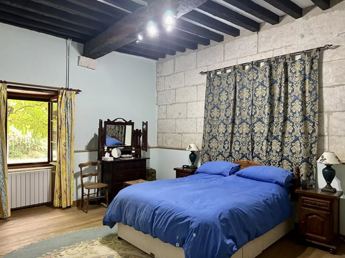 Image No.8-7 Bed House for sale