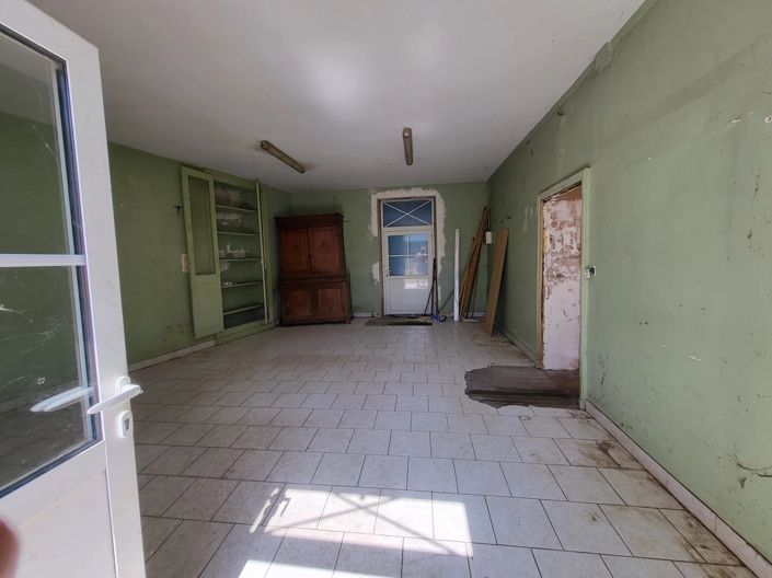 Image No.6-4 Bed House for sale