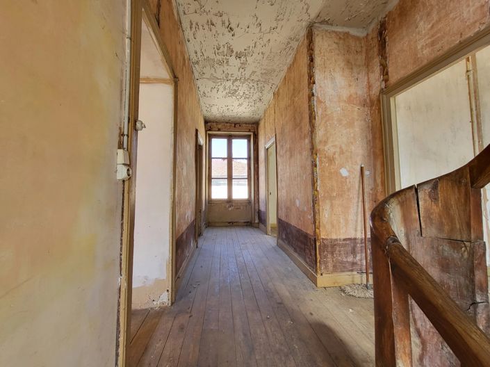 Image No.9-4 Bed House for sale