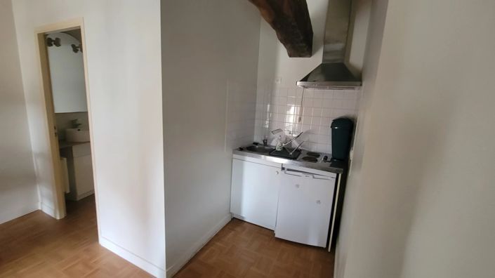 Image No.13-2 Bed Property for sale