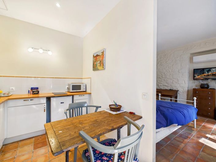 Image No.14-7 Bed House for sale