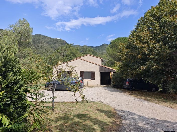 Image No.1-4 Bed House for sale