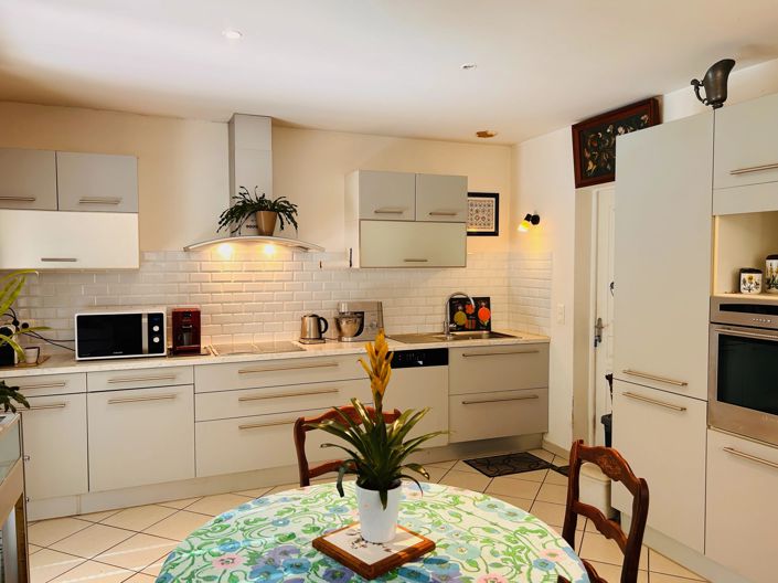 Image No.7-3 Bed House for sale