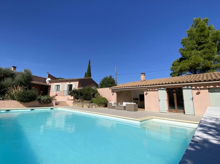 Image No.1-4 Bed House for sale