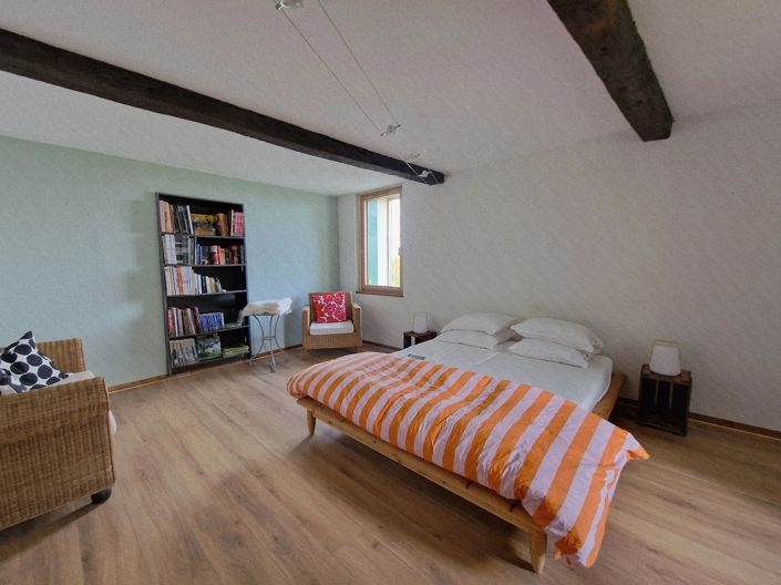 Image No.9-3 Bed House for sale