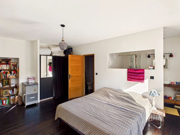 Image No.9-4 Bed House for sale