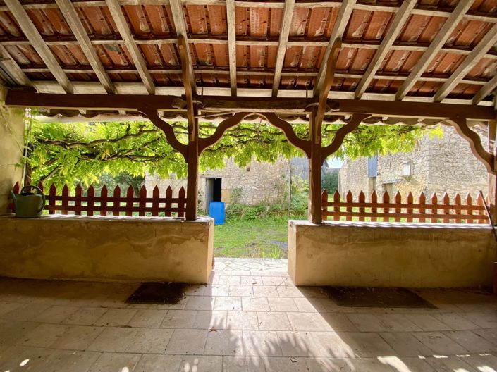 Image No.2-3 Bed Farmhouse for sale