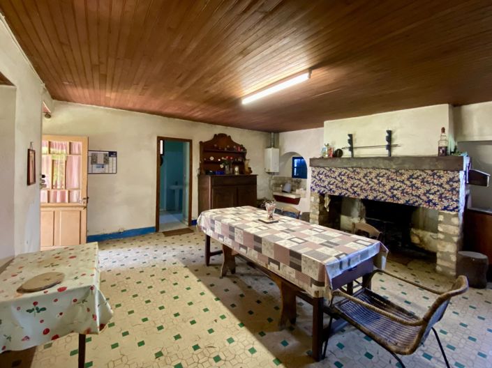 Image No.3-3 Bed Farmhouse for sale