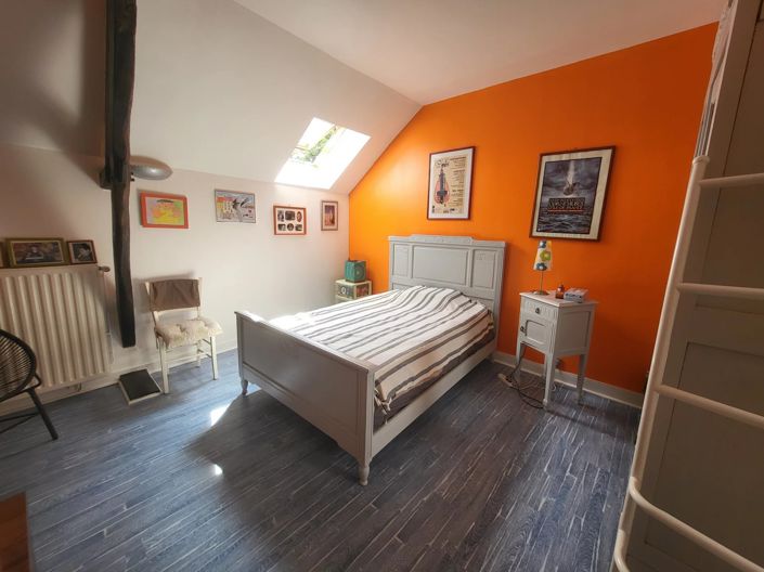 Image No.10-4 Bed House for sale