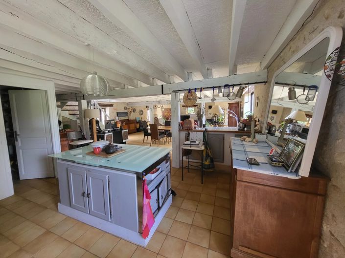 Image No.3-4 Bed House for sale